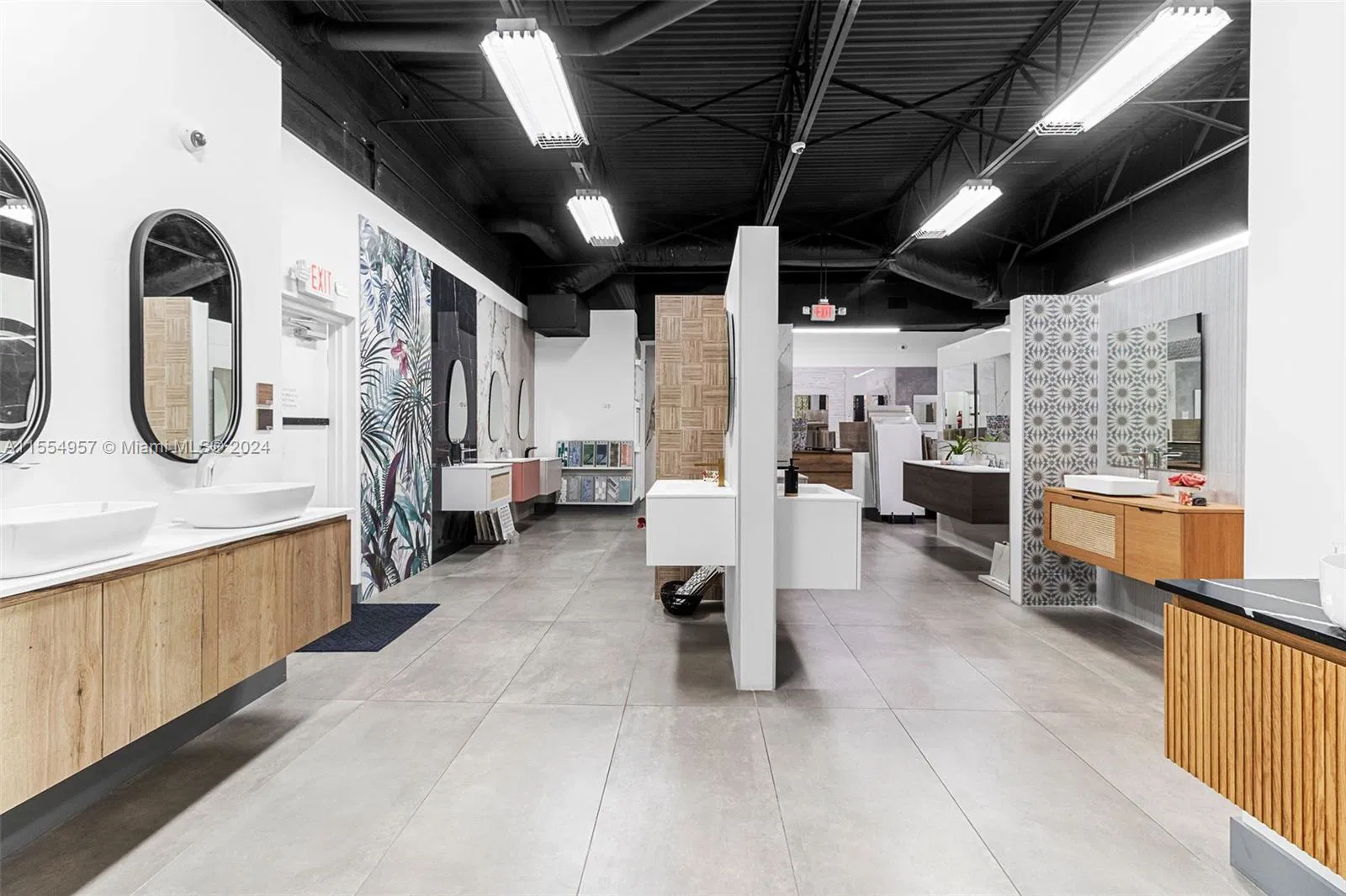 Premier Tile and Stone Retailer with Prime Showroom