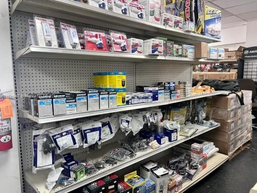 Niche Marine Parts Reseller with Strong E commerce Presence