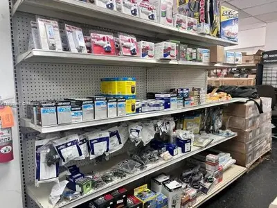 Niche Marine Parts Reseller with Strong E commerce Presence