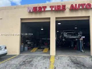 Profitable Auto Repair Business with Niche Antique Vehicle Specialization