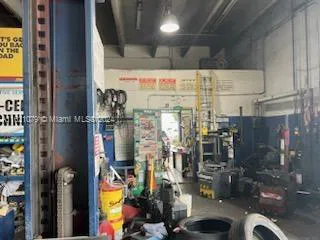 Profitable Auto Repair Business with Niche Antique Vehicle Specialization