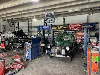 Profitable Auto Repair Business with Niche Antique Vehicle Specialization