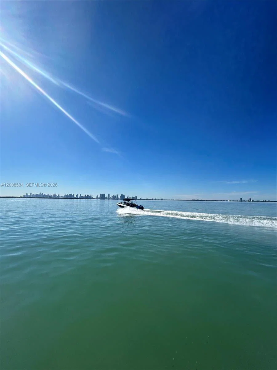 Premier Boat Rental  Tour Company with Sophisticated Automation