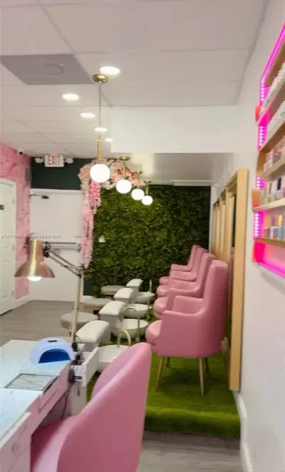 Modern Spa with Turnkey Operations