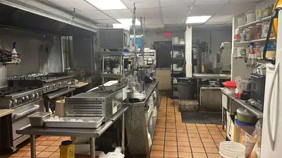 Thriving Arabic Restaurant with Loyal Clientele