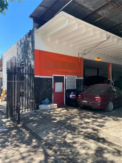 Established Auto Repair Shop with Low Overhead