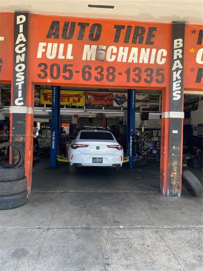 Established Auto Repair Shop with Low Overhead