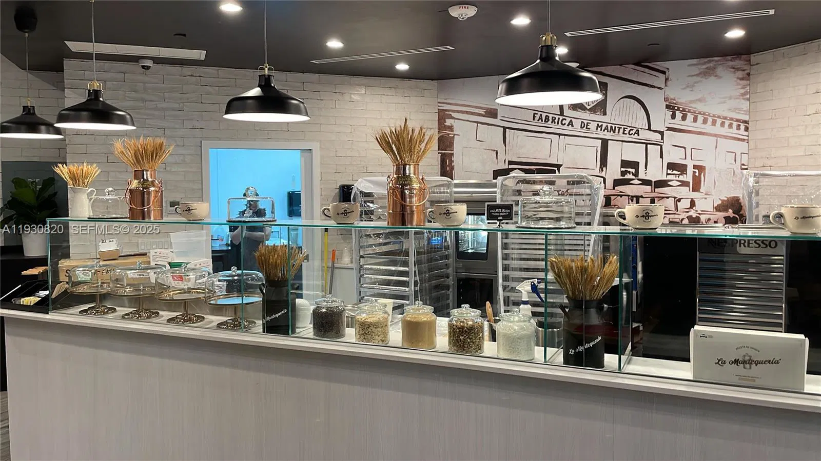 Turnkey Argentine Bakery in a Prime Location
