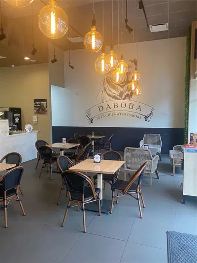 Profitable Boba Tea Shop with Prime Location