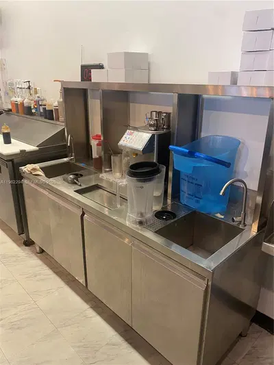 Profitable Boba Tea Shop with Prime Location