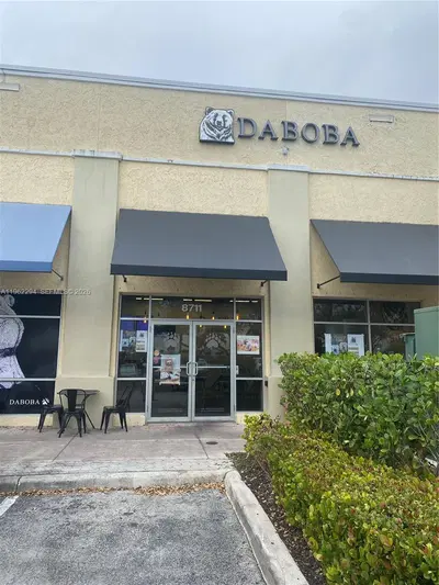 Profitable Boba Tea Shop with Prime Location