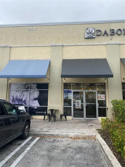 Profitable Boba Tea Shop with Prime Location