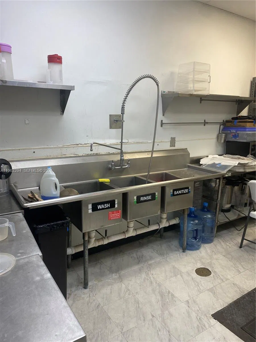 Profitable Boba Tea Shop with Prime Location