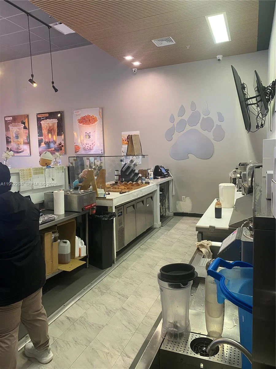 Profitable Boba Tea Shop with Prime Location
