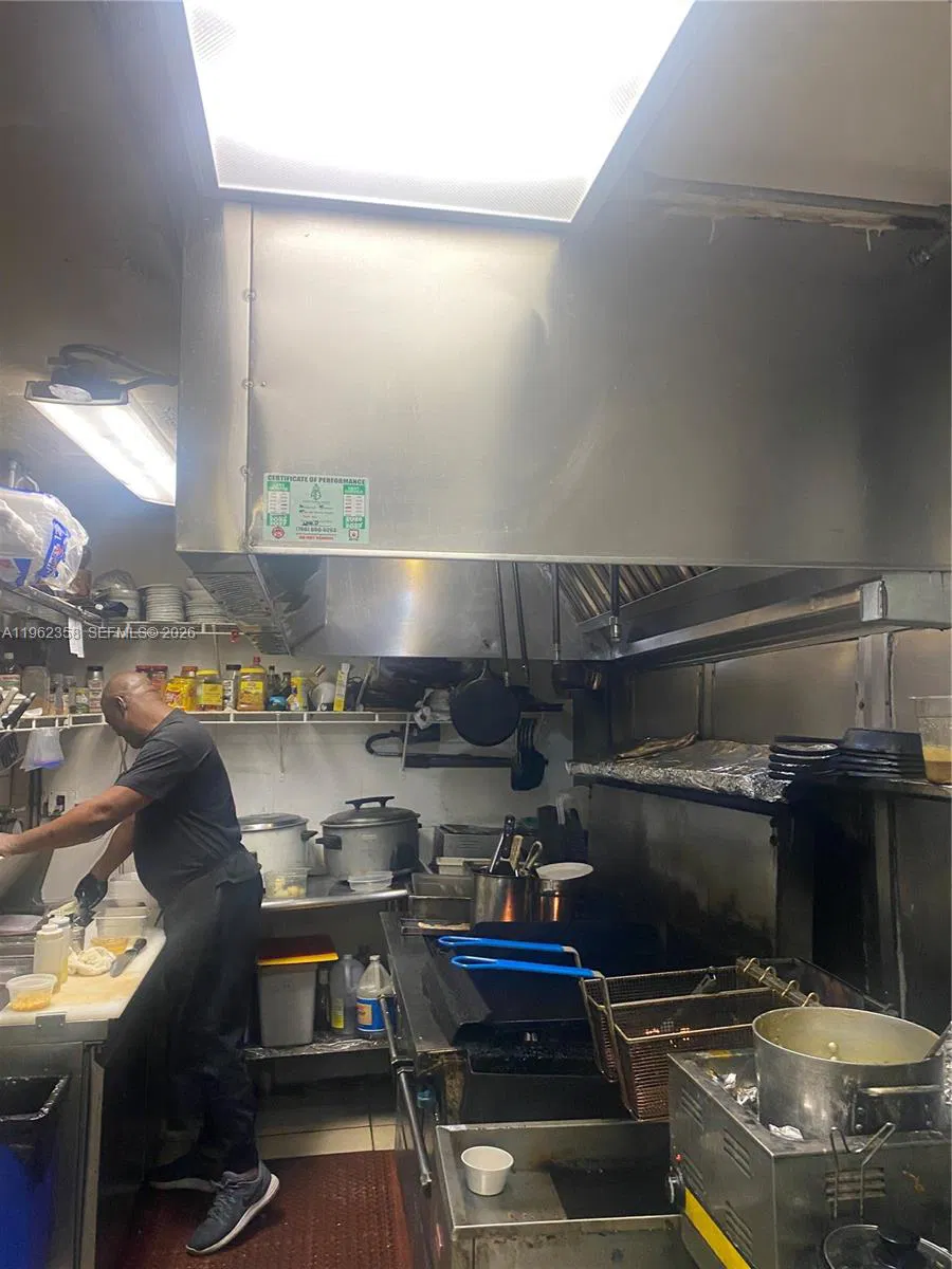 Profitable Venezuelan Restaurant with Live Entertainment