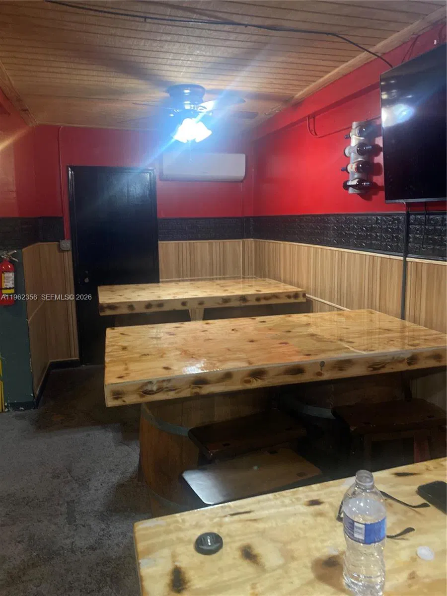 Profitable Venezuelan Restaurant with Live Entertainment