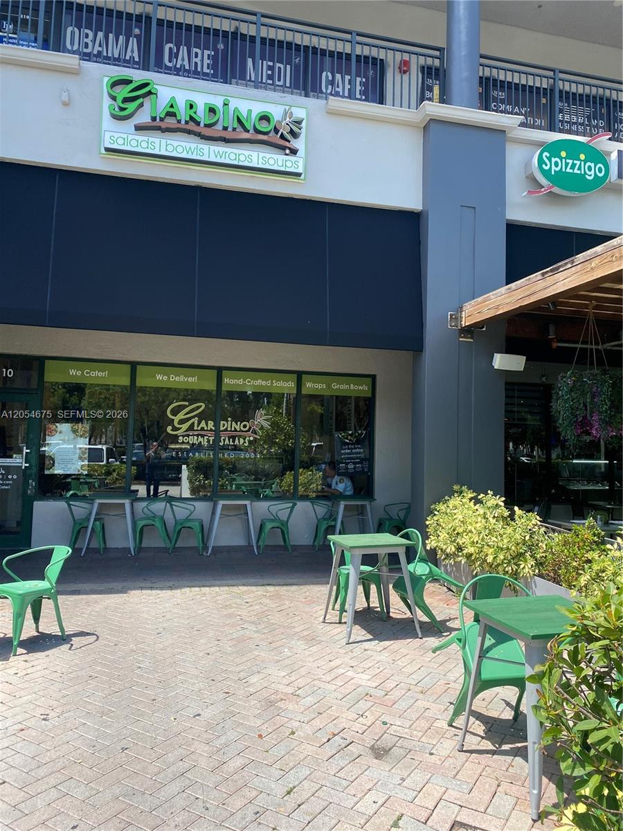 Established Restaurant Space with Affordable Doral Lease