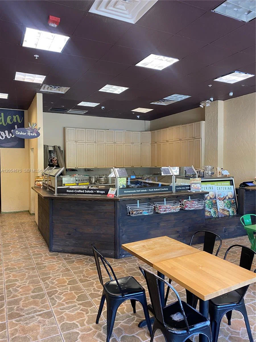 Established Restaurant Space with Affordable Doral Lease