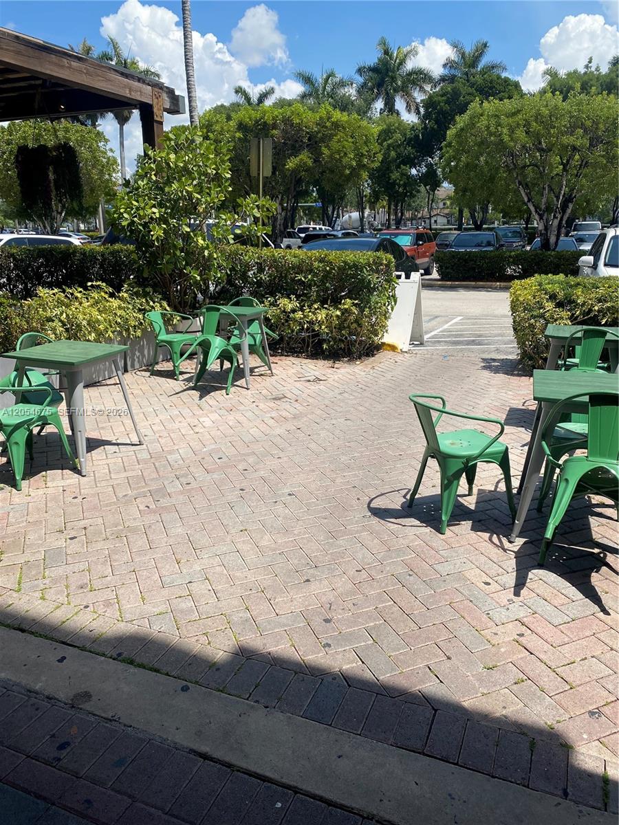 Established Restaurant Space with Affordable Doral Lease