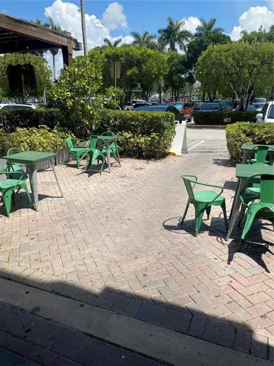 Established Restaurant Space with Affordable Doral Lease