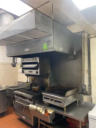 Established Japanese Restaurant with Strong Customer Base