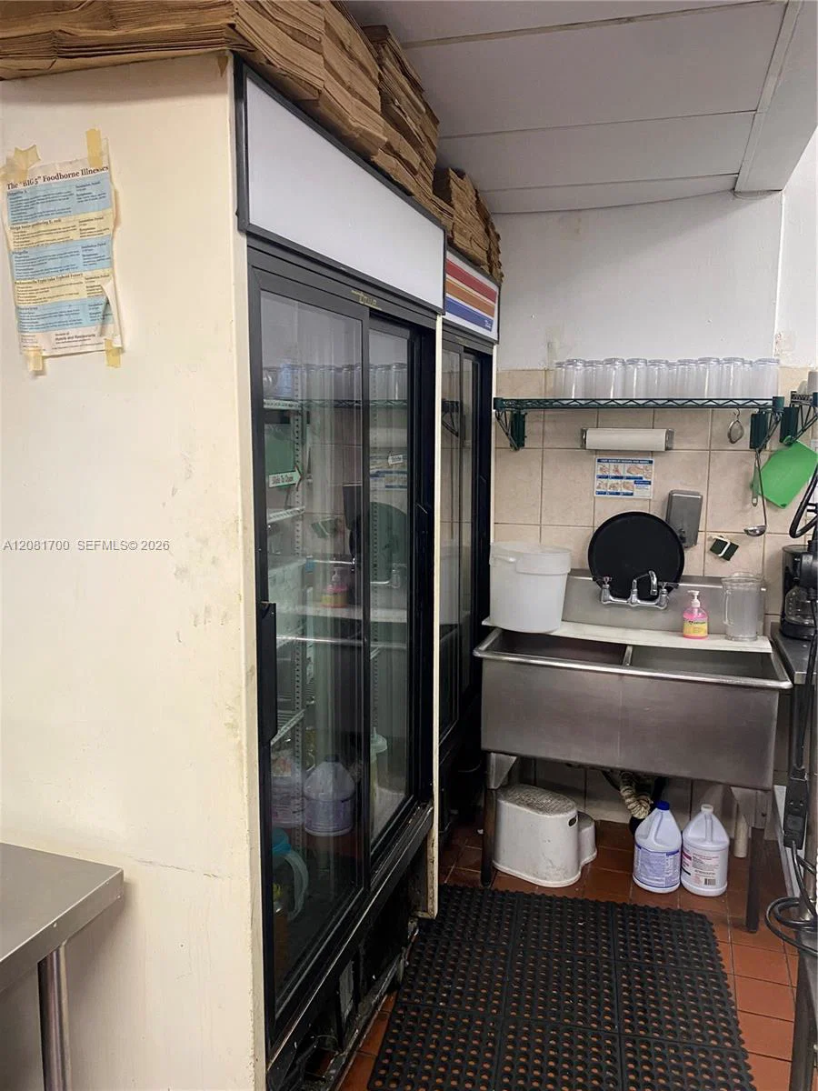 Established Japanese Restaurant with Strong Customer Base
