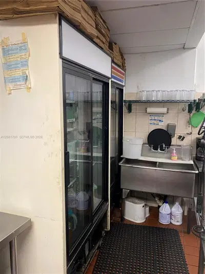 Established Japanese Restaurant with Strong Customer Base