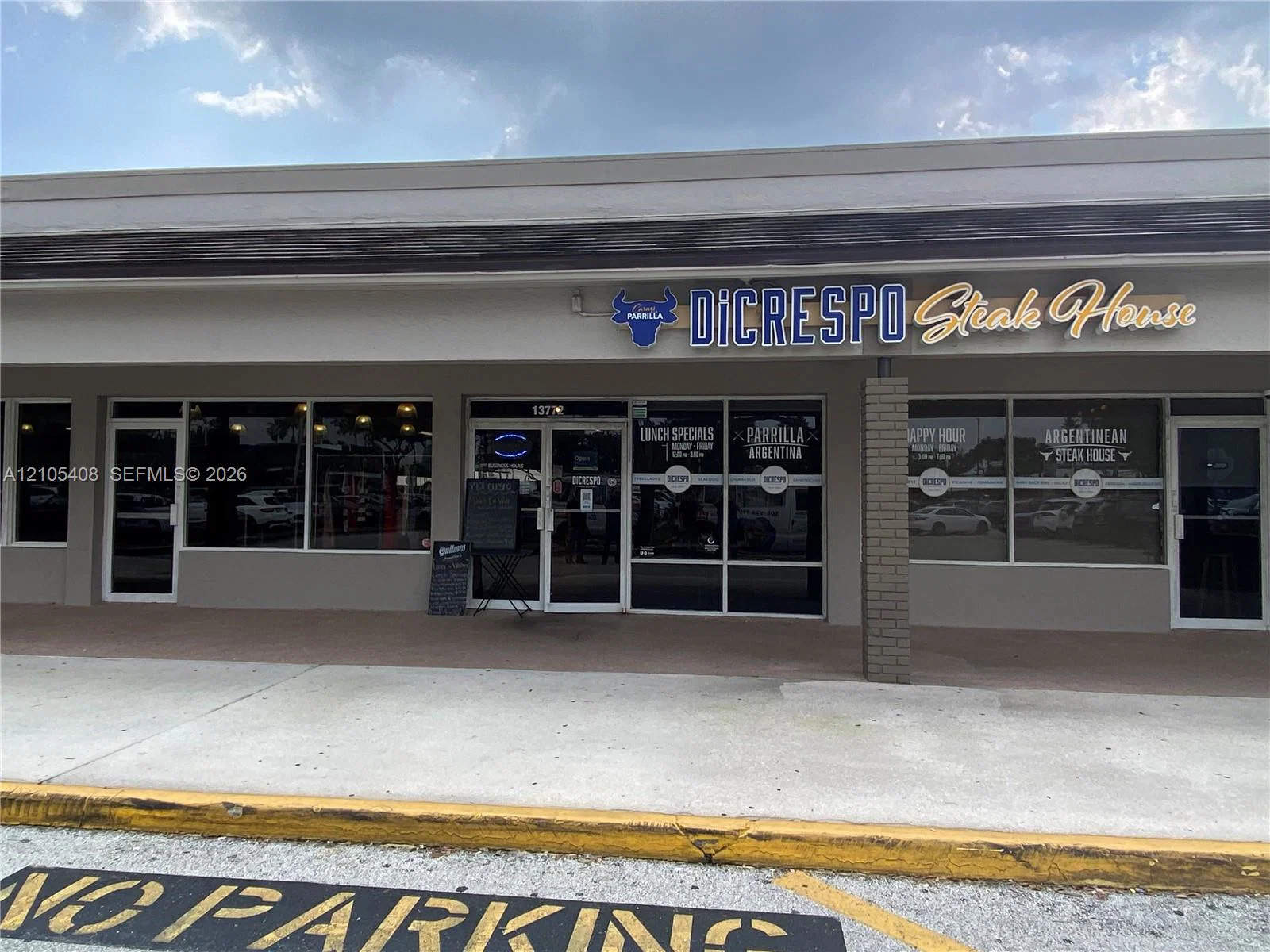 Established Steakhouse in a Prime Shopping Center Location
