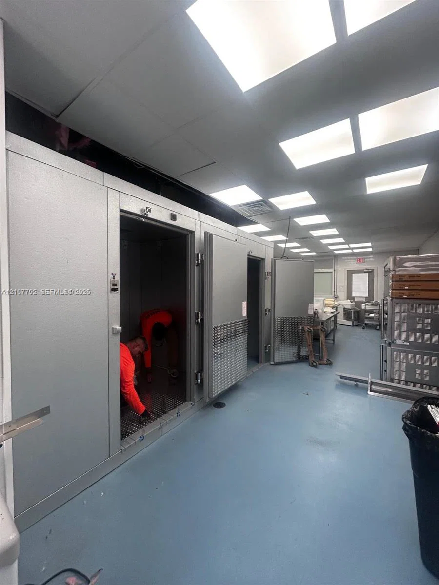 Turnkey Bakery and Production Facility with Low Rent