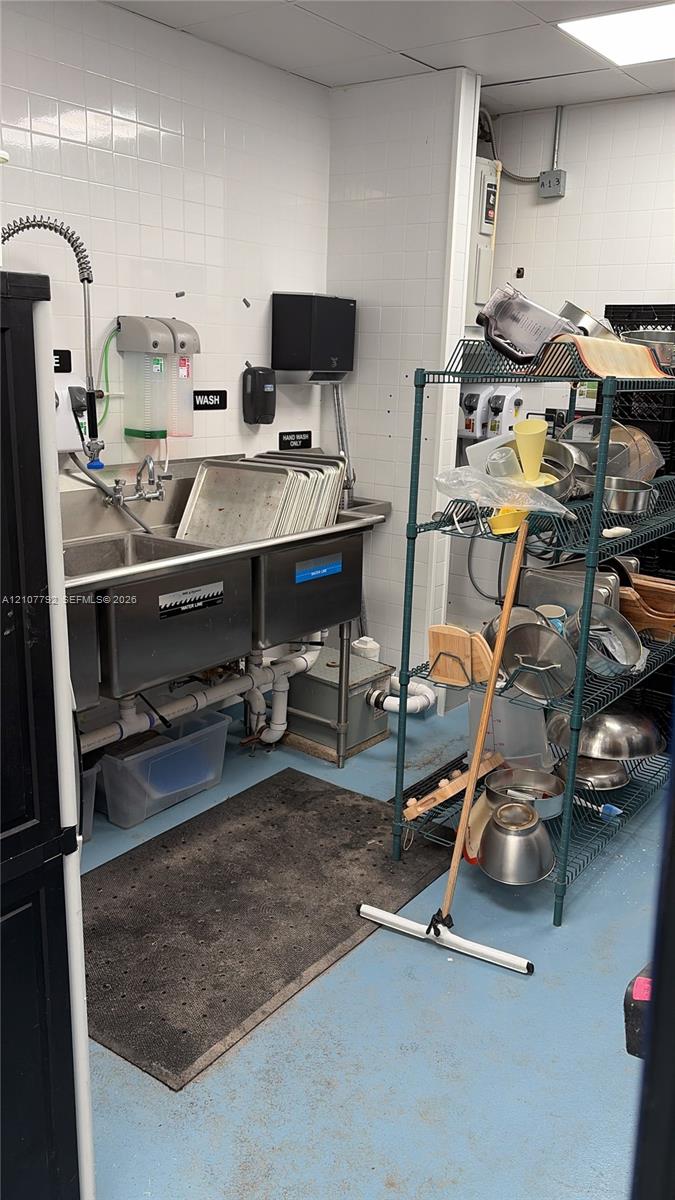Turnkey Bakery and Production Facility with Low Rent