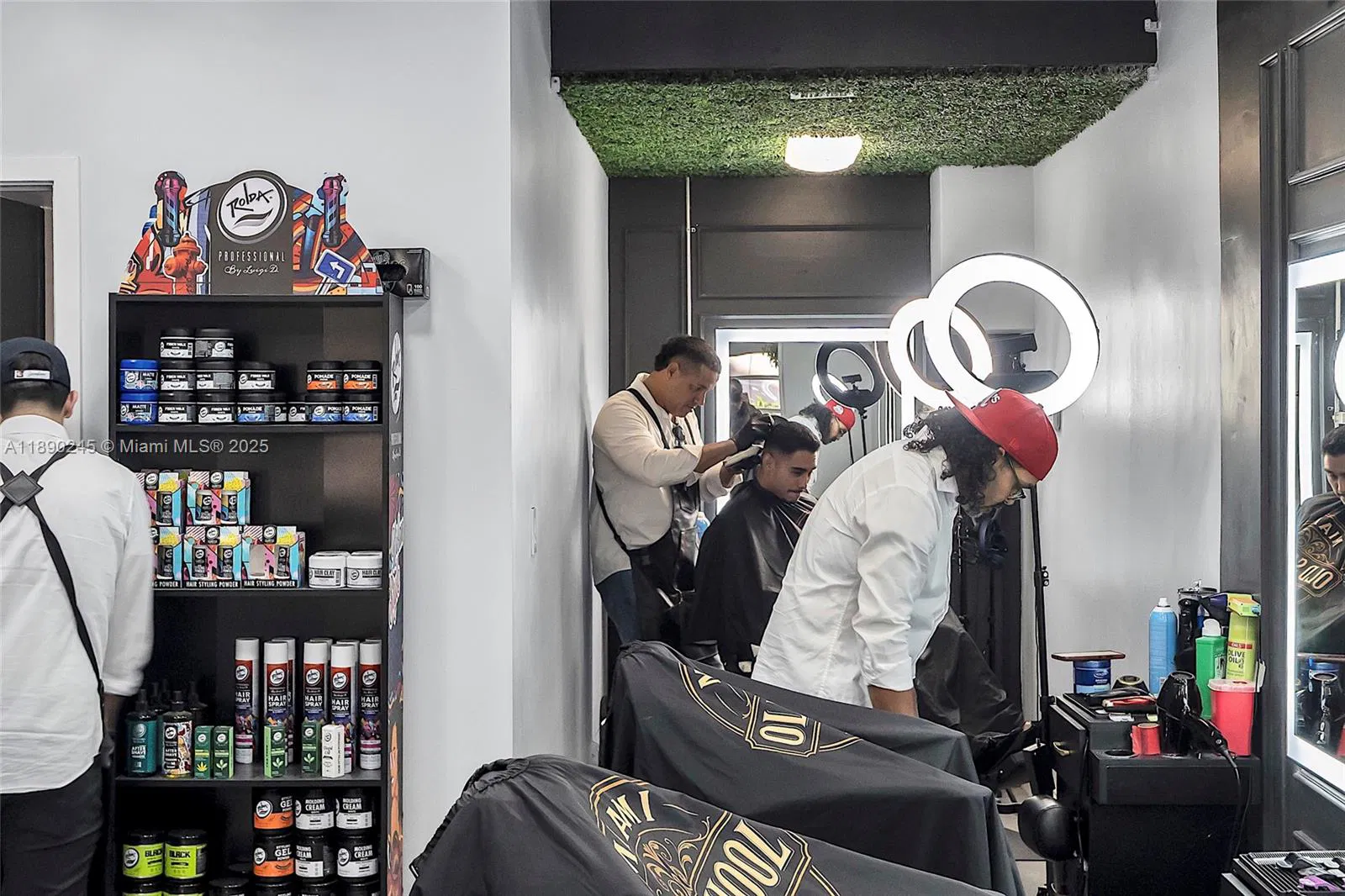 Profitable Barbershop with Strong Growth Potential