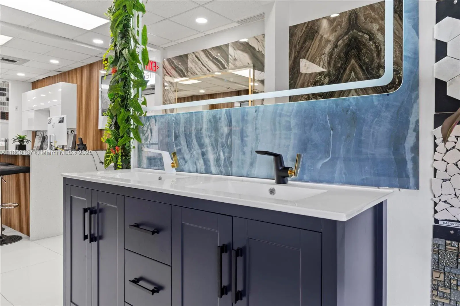 Thriving Home Interior Retailer with Design Services