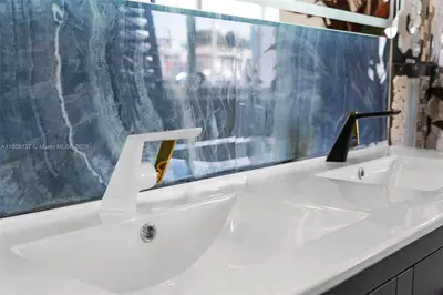 Thriving Home Interior Retailer with Design Services