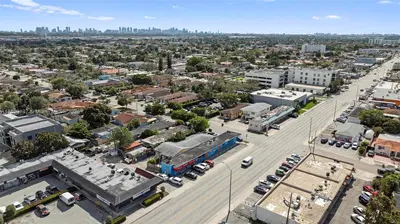 Thriving Home Interior Retailer with Design Services