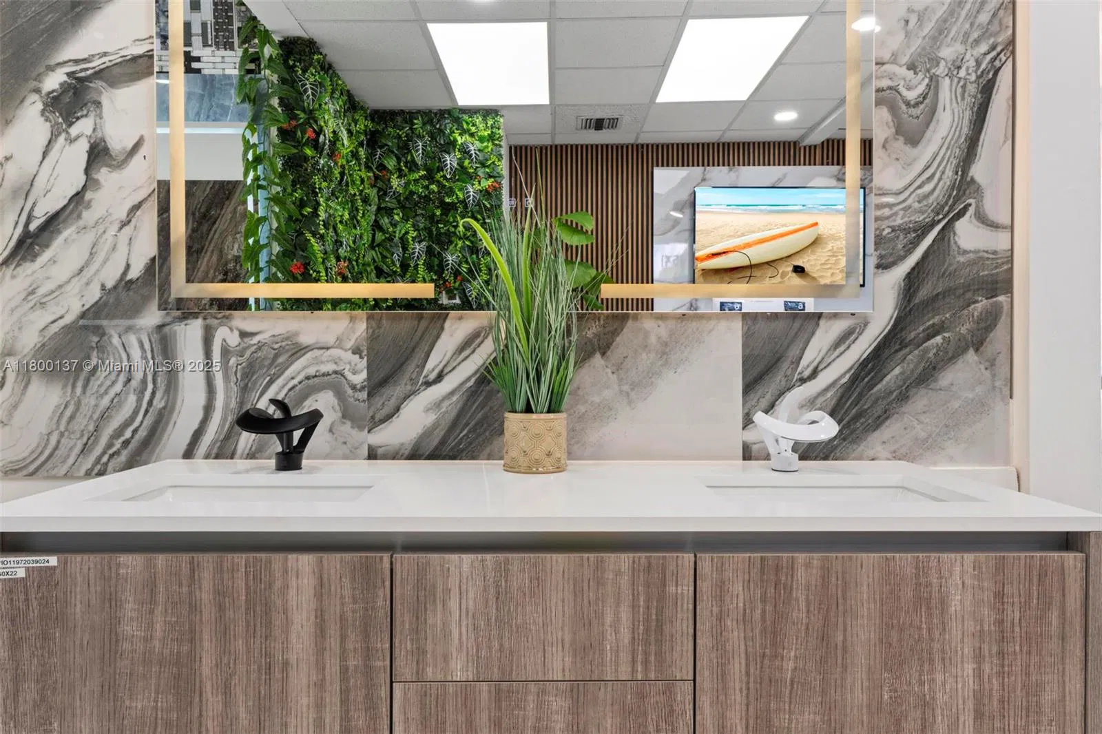 Thriving Home Interior Retailer with Design Services