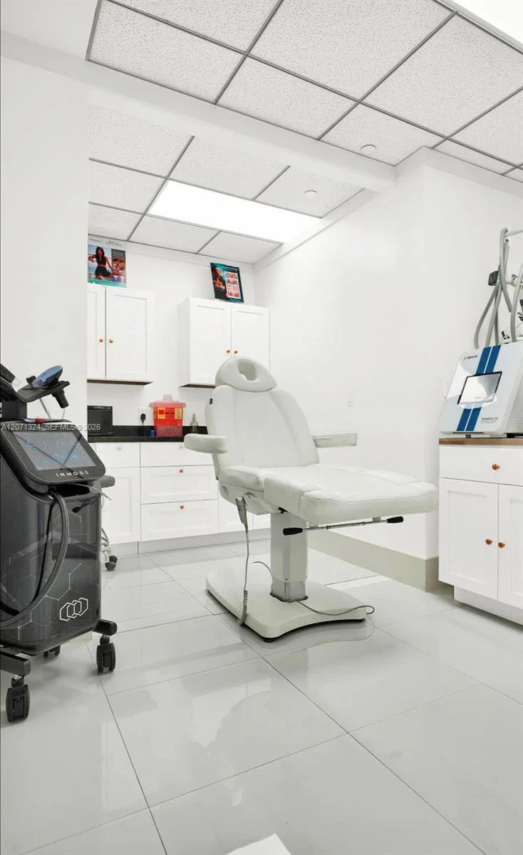 Premier MedSpa with High End Equipment and Turnkey Operations