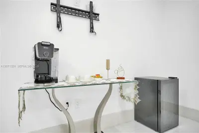 Premier MedSpa with High End Equipment and Turnkey Operations
