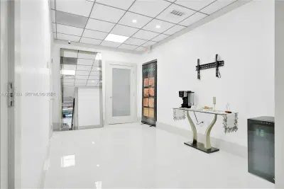 Premier MedSpa with High End Equipment and Turnkey Operations