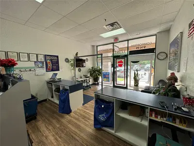 Turnkey Dry Cleaner with Low Overhead