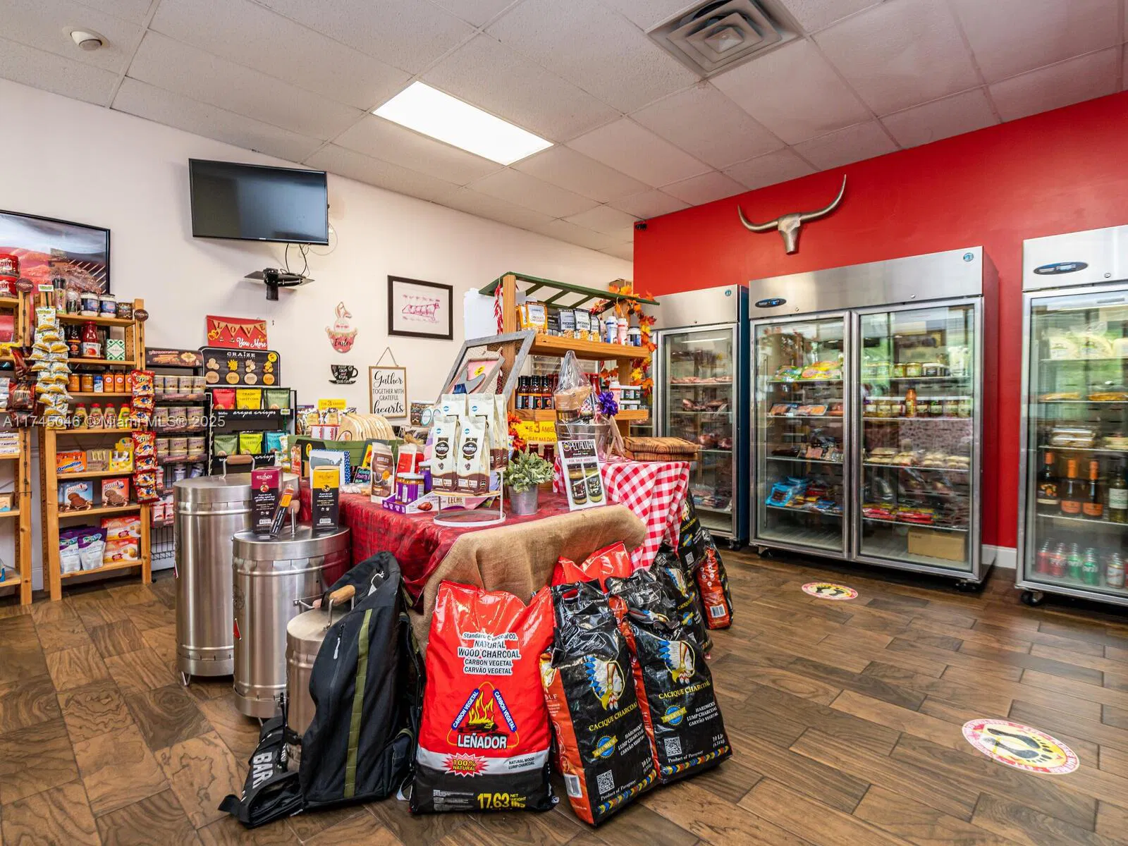 Niche Specialty Food Retailer with Online Presence