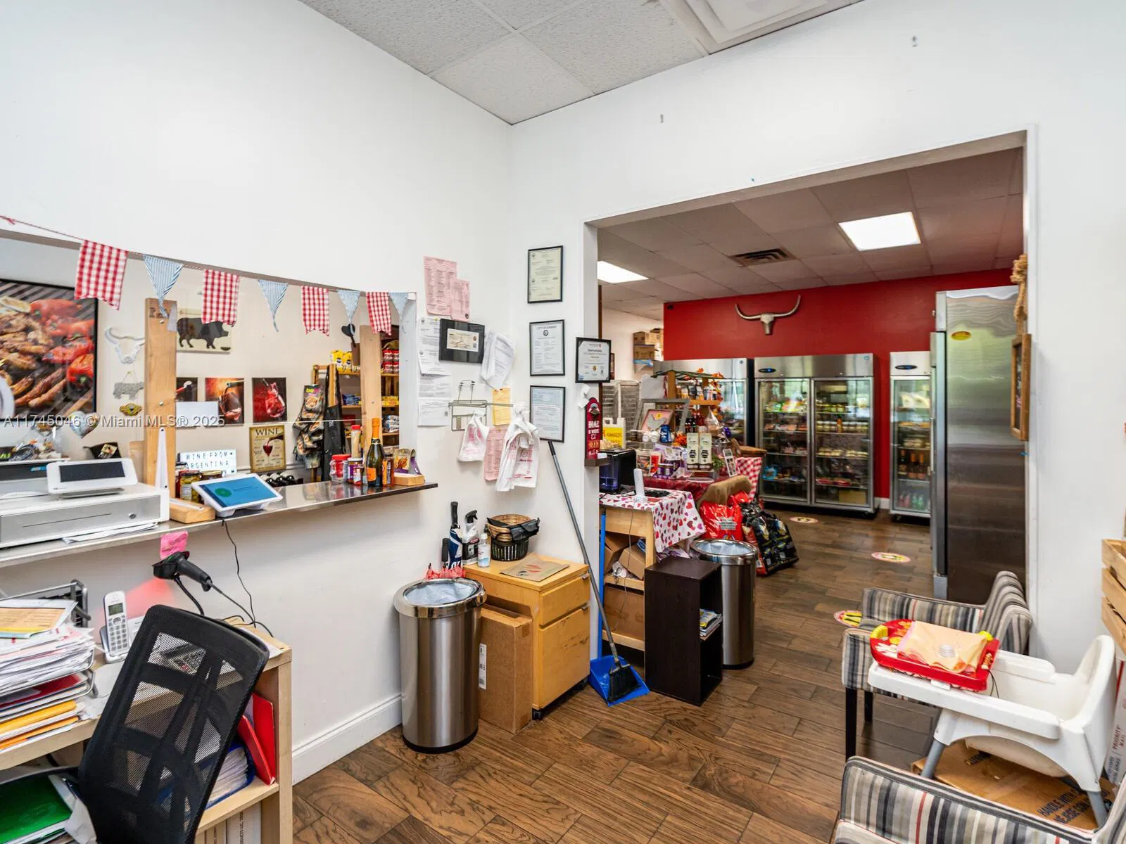 Niche Specialty Food Retailer with Online Presence