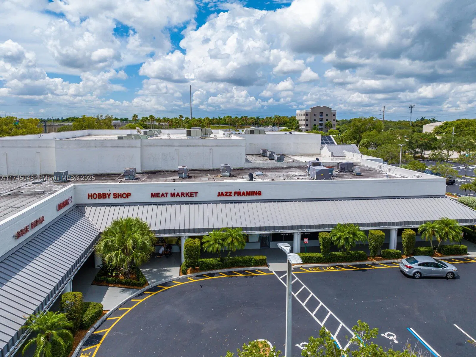 Niche Specialty Food Retailer with Online Presence