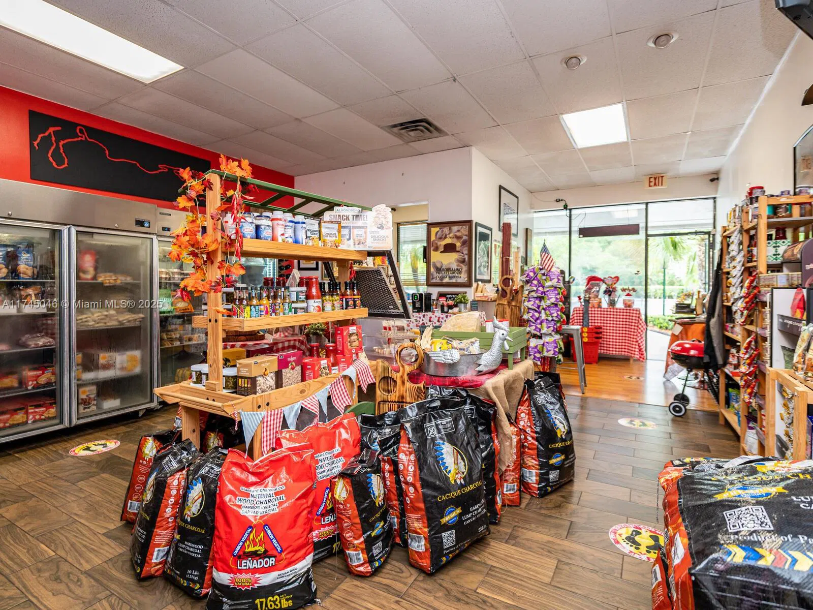 Niche Specialty Food Retailer with Online Presence