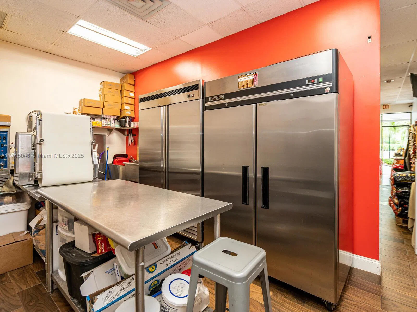 Niche Specialty Food Retailer with Online Presence