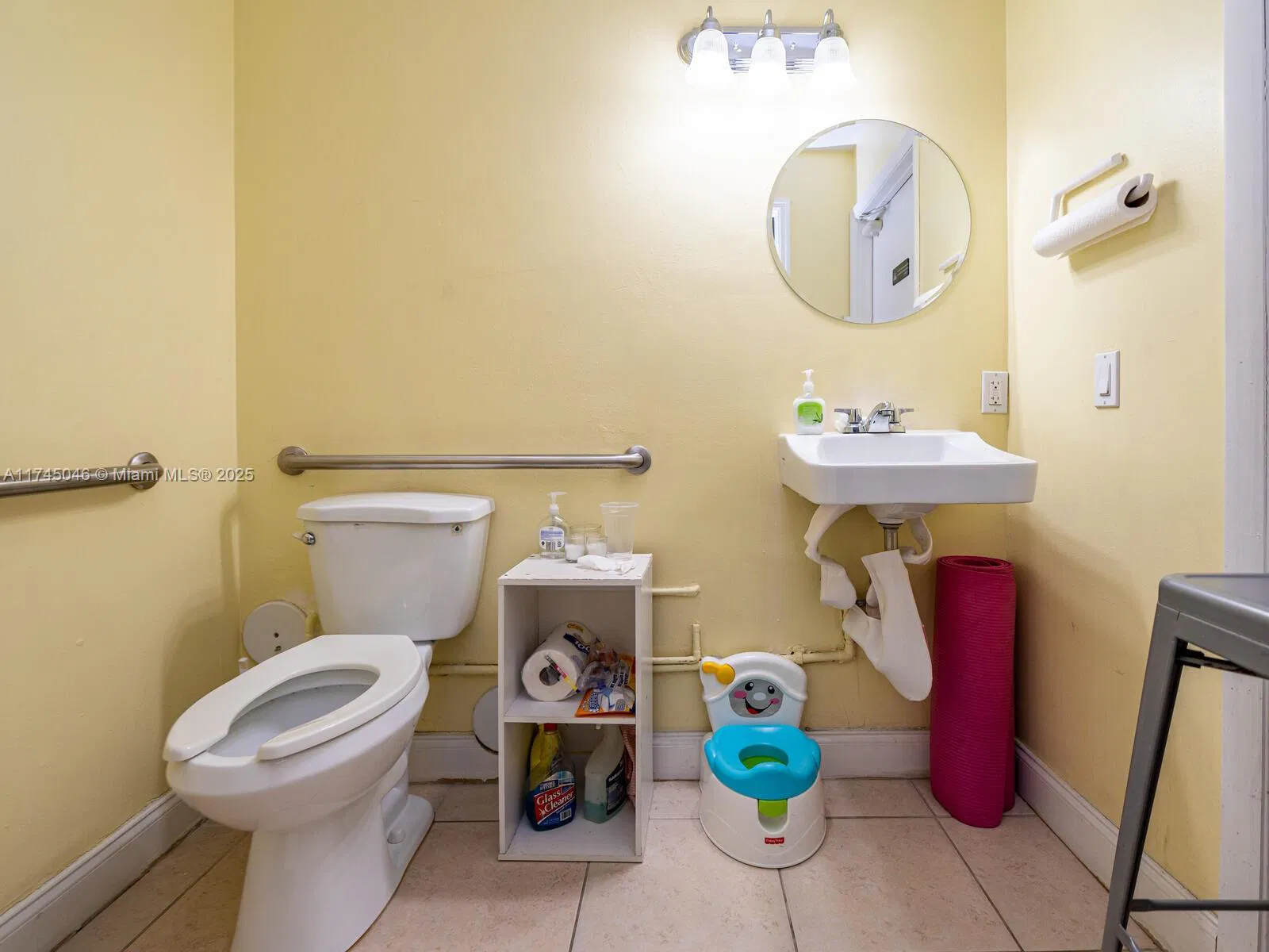 Niche Specialty Food Retailer with Online Presence