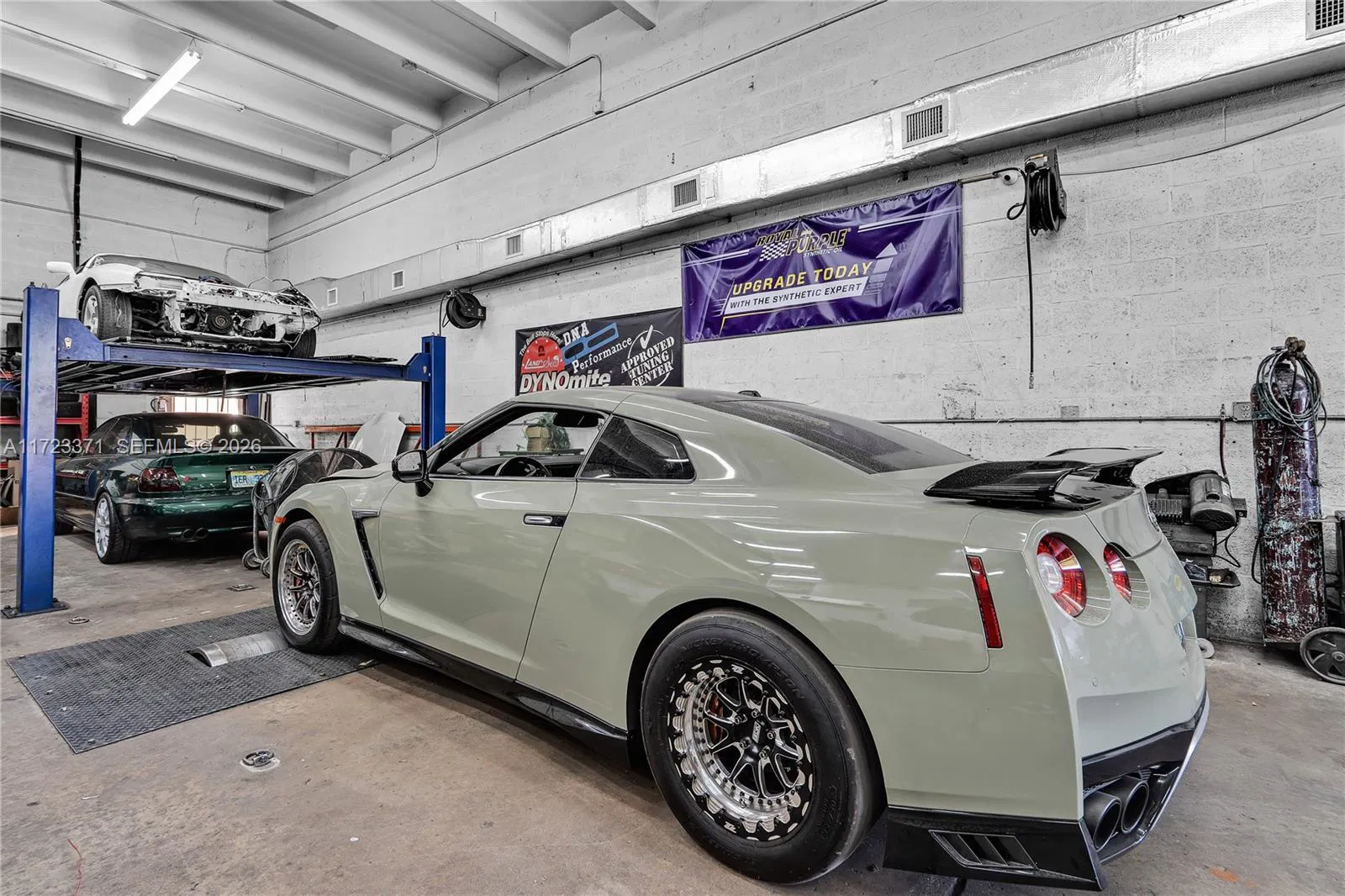 Established Automotive Repair with Dealer License Potential