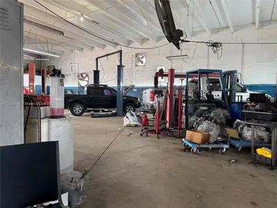 Turnkey Auto Repair Shop with Essential Equipment