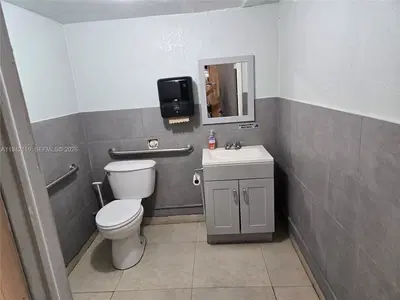 Niche Boba Tea and Noodle Restaurant with Future Growth Potential