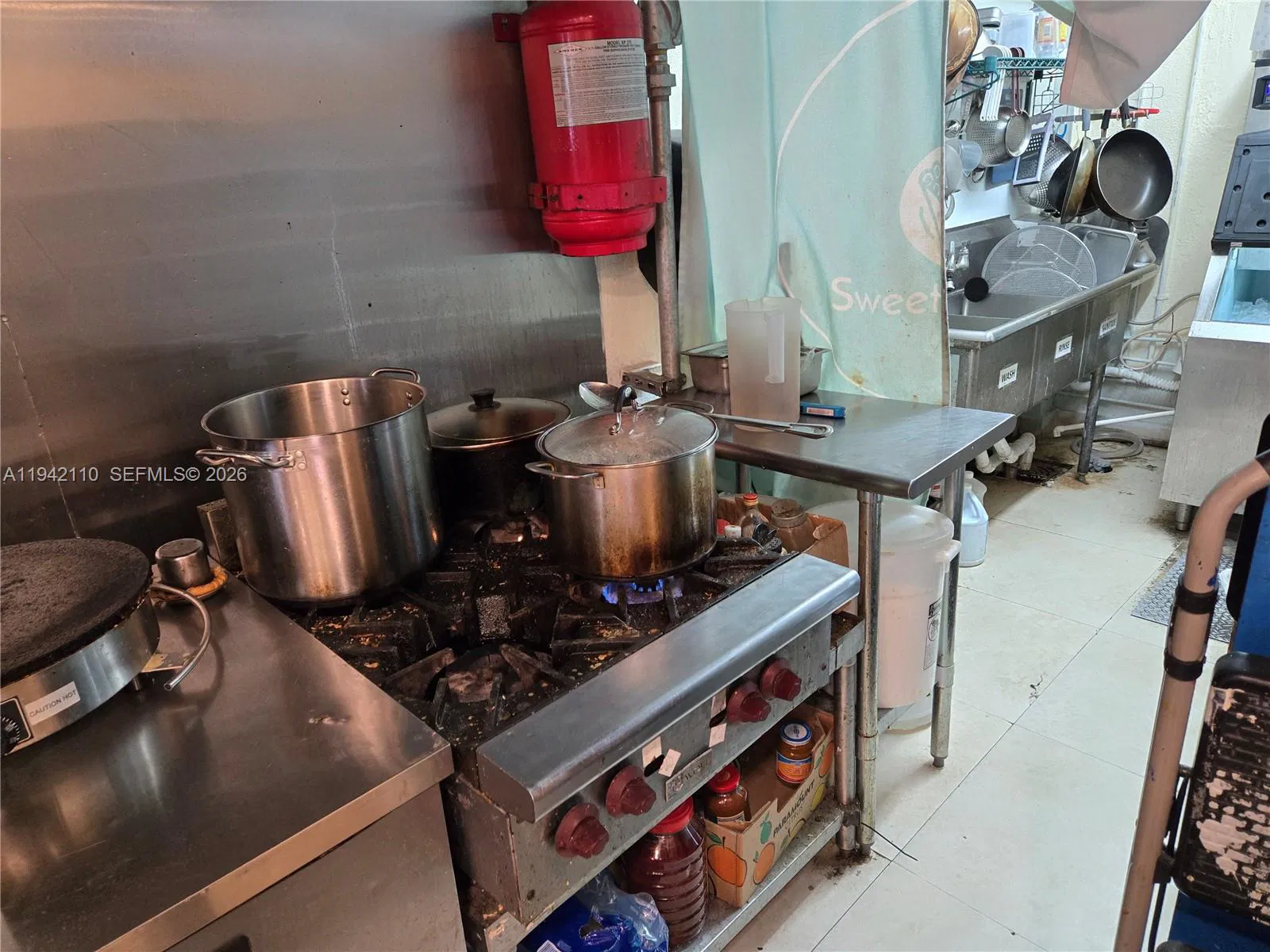 Niche Boba Tea and Noodle Restaurant with Future Growth Potential