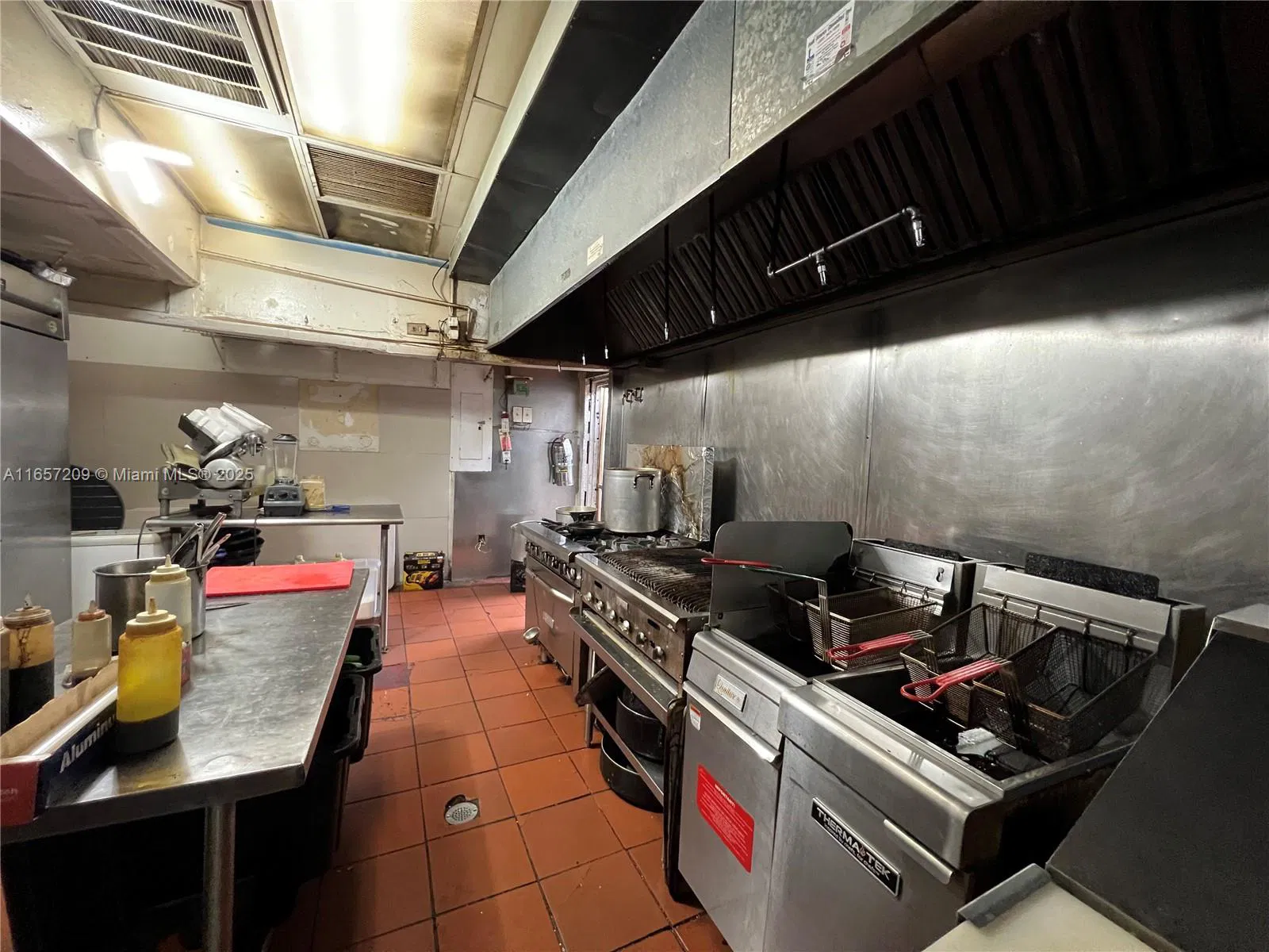 Established Colombian Restaurant with Loyal Clientele